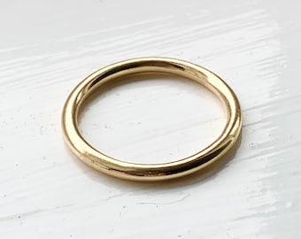 2mm CHUNKY GOLD RING , Solid 9ct Gold Round Wedding Band , Gold Simple Stacking Ring , Available in White and Rose Gold