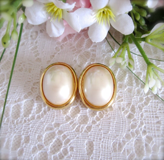 Liz Claiborne Pearl Earrings, Signed Jewelry, Des… - image 2
