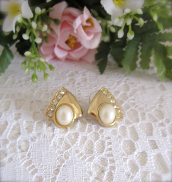 Lovely Goldtone with Pearl & Rhinestones Earrings… - image 2
