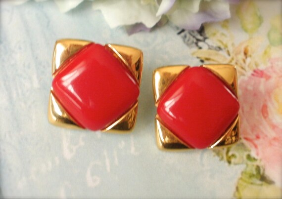 Napier Clip On Earrings, Vintage Napier Clip Earri