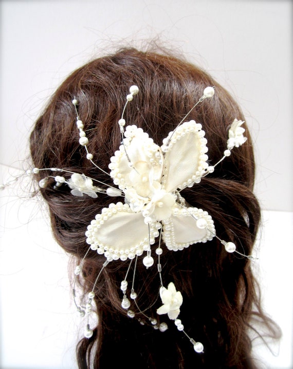 Wedding Bridal Hair Comb, White Floral with Pearls