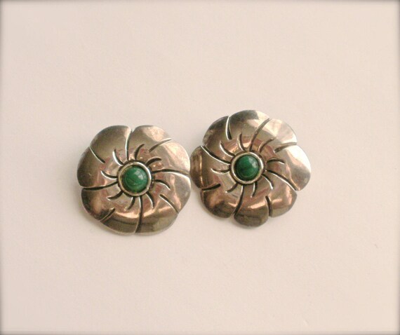 Jade Stone Earrings, Vintage Pewter Flower Clip On