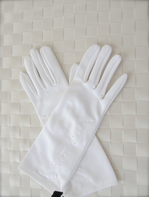 Vintage White Gloves, Women's Gloves, Wedding Glov