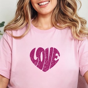 Heart Love Tshirt, Valentine&#39;s Day Shirt, Lover Tshirt, Heart Graphic Tee, Women&#39;s Cute Love Sweatshirt, Romantic Gift for Her