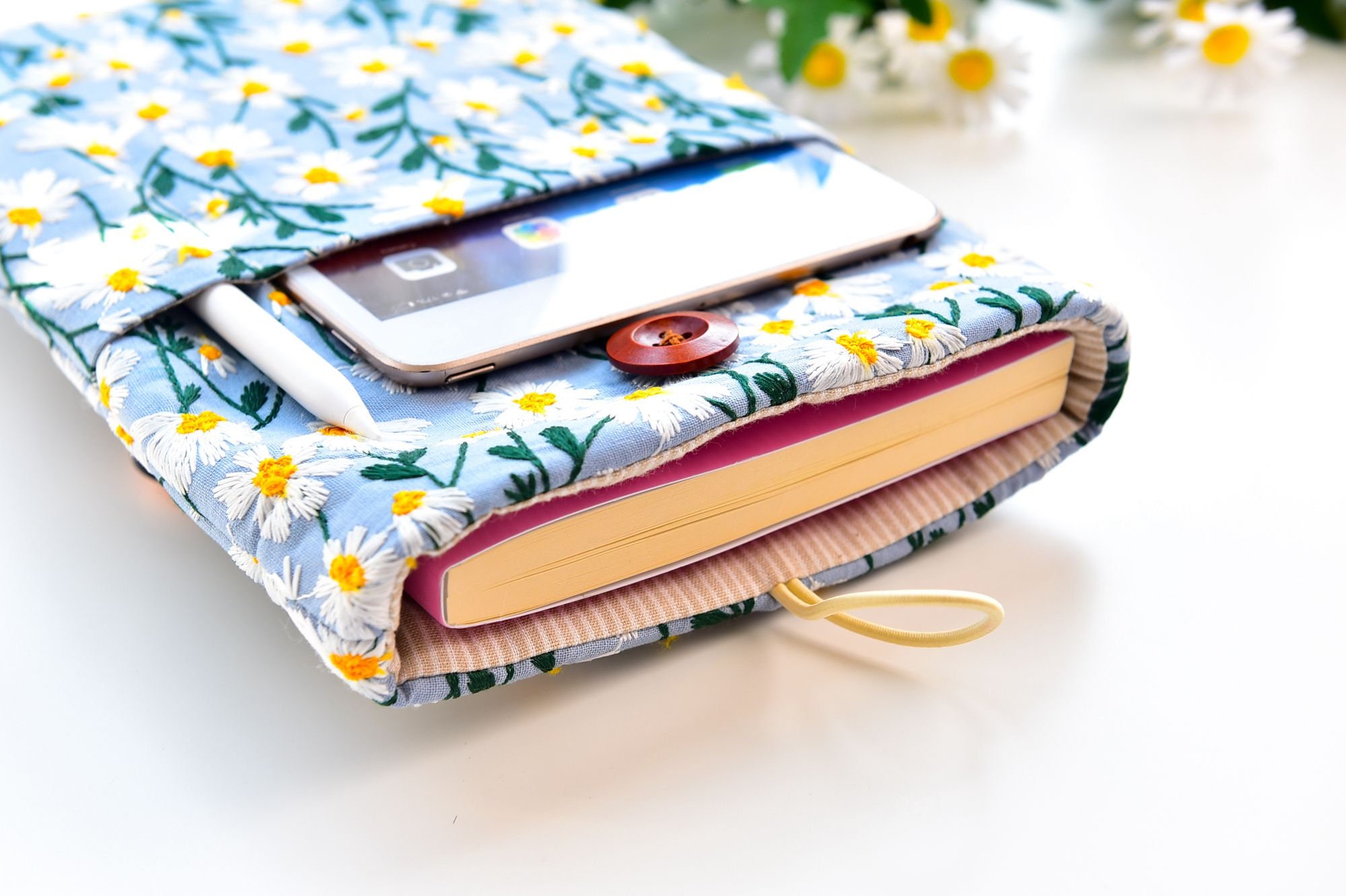 Graduation Pockets Available/floral Padded Book Cover/embroidered Daisy ...