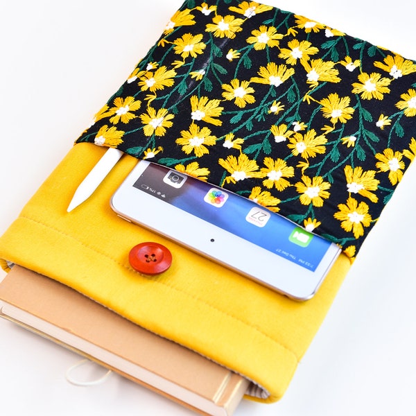 Thick Padded Daisy Book Sleeve, Button Closure, External Gadget Pocket. 5 Sizes for Books, Kindle or iPad. Ideal Bibliophile Gift