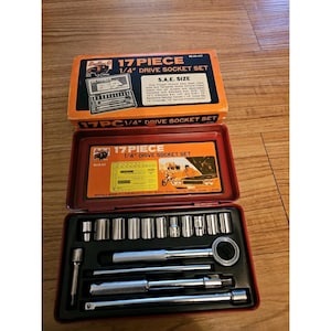 Vintage Buffalo 17-delad hylsnyckelsats med 1/4"-fattning, SAE-verktyg