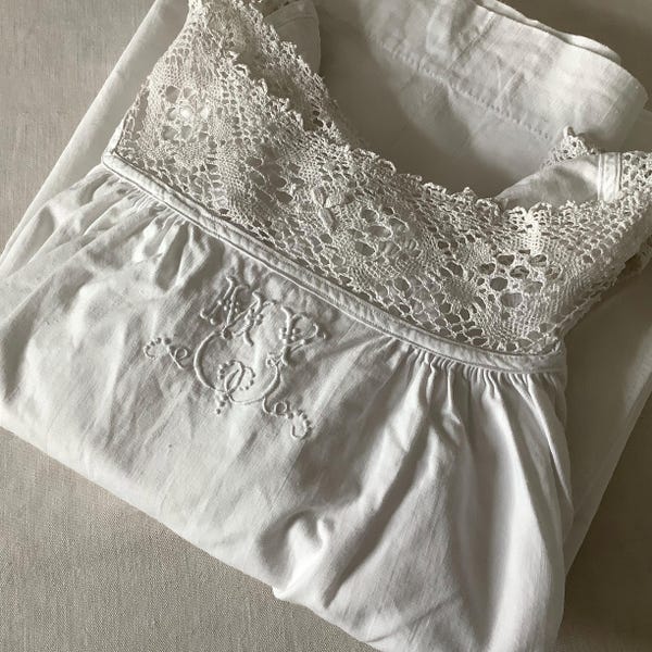 TIMEWORN  Antique French Cotton Crochet Lace Nightgown Dressing peasant smock dress Monogram MV
