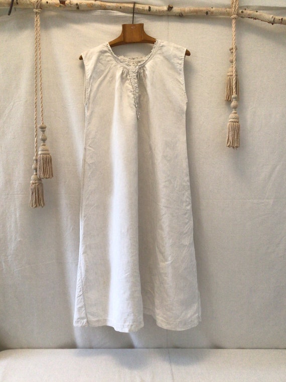 Lovely antique  French linen  night dressing gown… - image 2