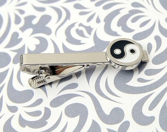 EN VENTE Peace Ying Yang Tie Clip Bar Fermoir