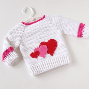 Suéter de niña con corazones, suéter del día de San Valentín, 1er regalo de cumpleaños para la niña, suéter de jersey, ropa de bebé de ganchillo, suéteres acanalados