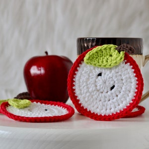 Apple Coaster, Set Of 4, Red Apple Coaster, Teacher Appreciation Gift, Housewarming Gift, Apple Decorations For Kitchen, Crochet Cup Coaster