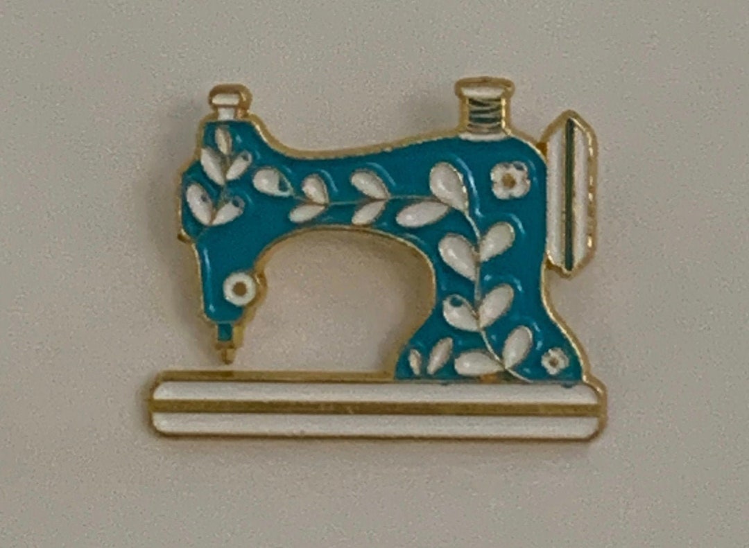 Sewing Machine Enamel Pin Seamstresses Gift Etsy