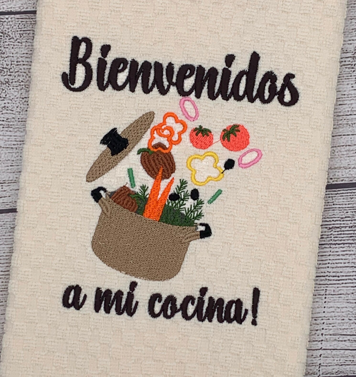 Embroidered Kitchen Towel With PR Flag Mortar La Cocina De 