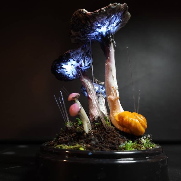 Mushroom sculpture night light lamp with snail.Mushroom fairy light. Pink Mushroom sculpture with little snail.Snail terrarium light up dome