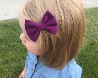 Plum hair bow | Berry purple hairbow | baby bow | Toddler hairbow | Choose clip or headband | Kate's Bows | Deep purple bow