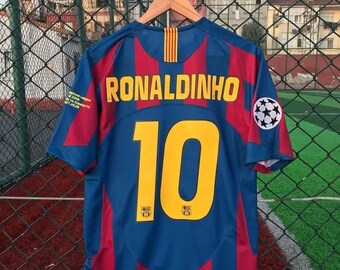 Barcelona Ronaldinho 10 Final 2005 Retro Football Jersey