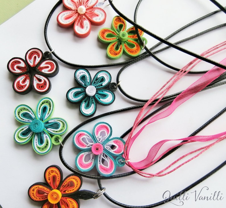 Quilled Necklace, Quilling Jewelry, Paper Flower Necklace, Floral