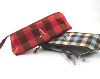 Personalized Find Plaid Cosmetic Brush Holder // Travel Makeup Brush Roll // Makeup Brush Bag // Monogrammed Gift for Her // Travel Gift