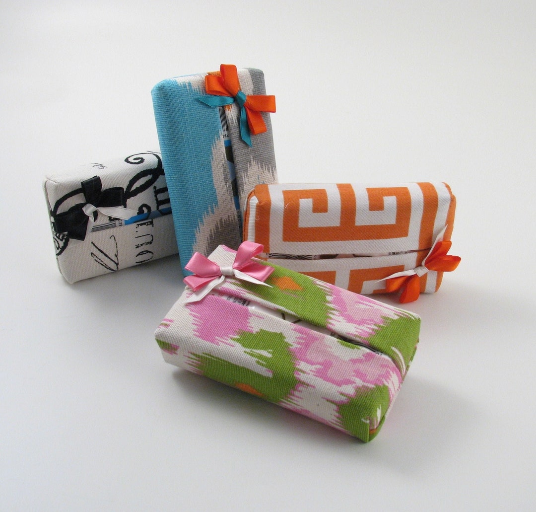 SALE Tissue Holder, Pocket Tissue Cover, Travel Tissue Case, Purse