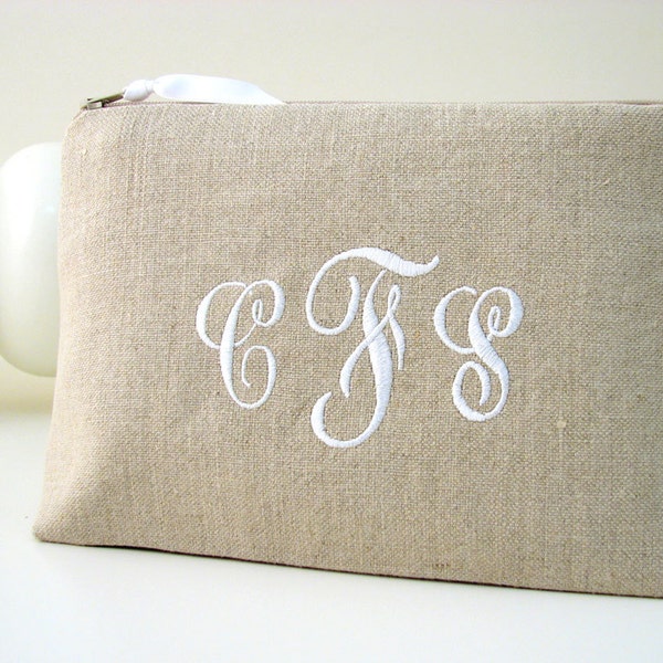 Monogrammed Linen Makeup Bag / Linen Clutch / Personalized Cosmetic Bag / Initial Makeup Bag / Personalized Makeup Bag / Bridesmaid Gift