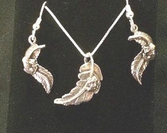 Frog on Leaf pendant and earrings, cast in Sterling Silver will make every frog lover happy. Original design and  cast by Don Norris.
