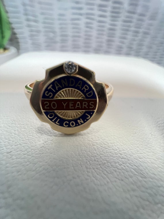 Standard Oil Co. N.J 20 Years 14 Kt Gold Men's Rin