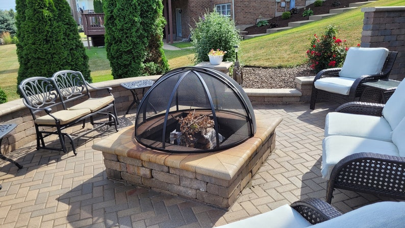 FirepitScreens Pivot Fire Pit Screen - Thumbnail 4