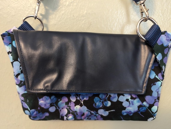 Black and Navy Crossbody Belt Bag