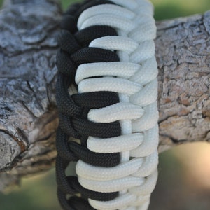 Geneose Piano Bar Paracord Bracciale