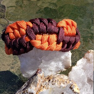 Ripple Bar Paracord Bracelet