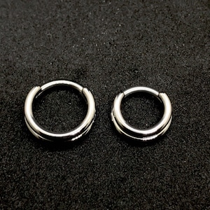 TITANIUM Double Septum Ring hinged Clicker. 14G 7mm or 9mm