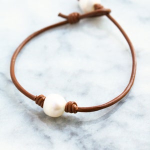【代引可】 Single Pearl Bracelet Pearl Single Bracelet, Leather アクセサリー