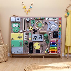 Activité Montessori Busy Board pour les enfants de 1 an - Tableau éducatif personnalisé, cadeau pour les tout-petits