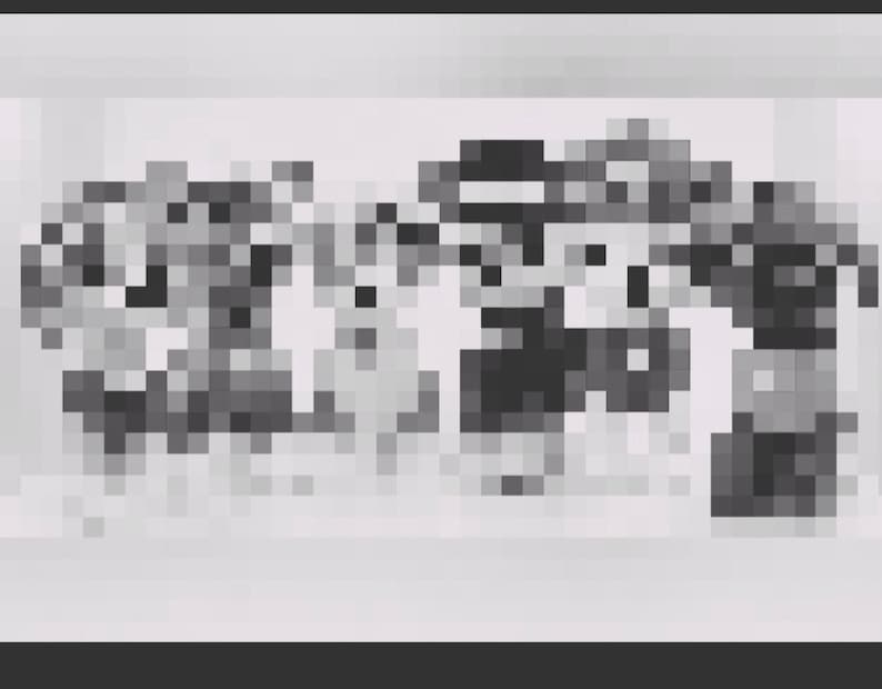 Op de afbeelding: Een zwart-witafbeelding van een vintage-stijl illustratie van een groep mensen. De afbeelding is gepixeld en lijkt een gescande kopie van een oudere afbeelding te zijn.
