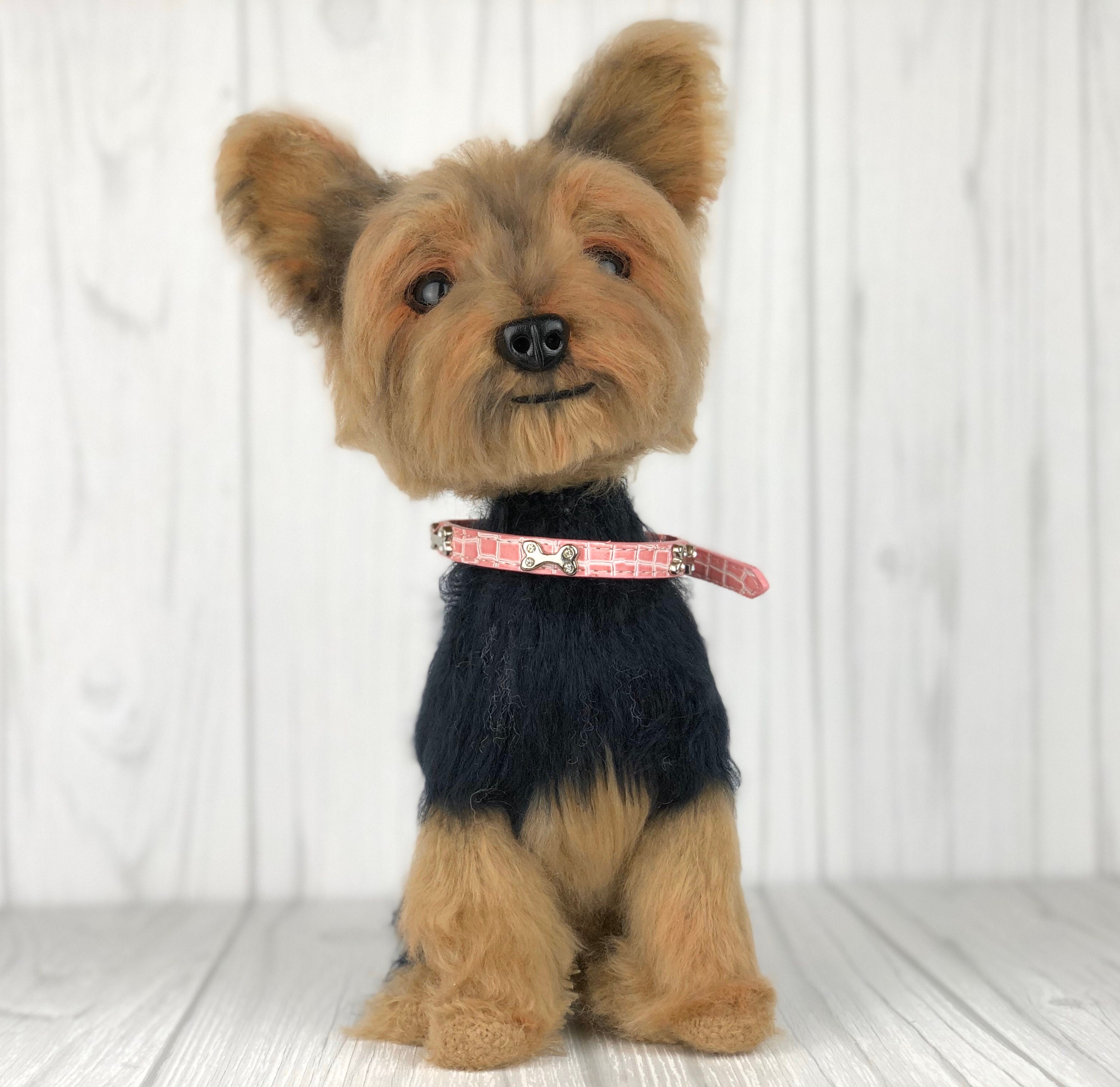 ヨーキーのかぎ針編みパターン: ヨークシャー テリア犬のあみぐるみ