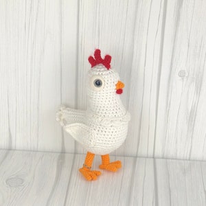 Chicken crochet pattern, PDF format.