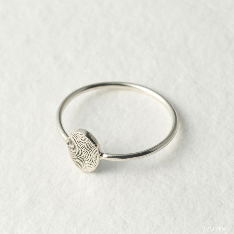 Dainty Fingerprint Ring Actual Fingerprint Ring Memorial Fingerprint Jewelry in Sterling Silver Meaningful Gift for Mom and Sister image 5