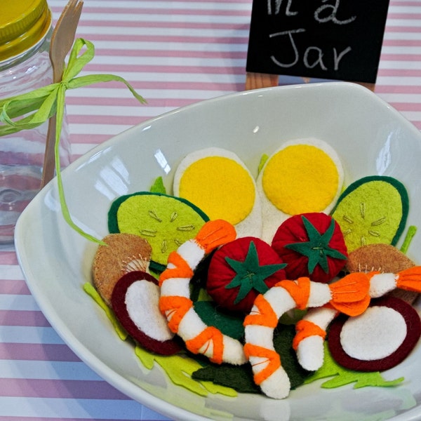 Felt salad Shrimp -Salad in a Jar-Felt Food, Felt vegetable, Toy food, Pretend food, Felt toys, Toy food salad, pretend play, toy, play food