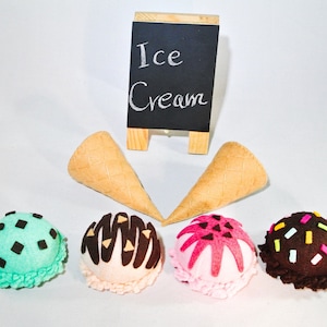 Felt Ice Cream Set Classic flavor. 2 cones & 4 scoops of ice cream. Felt food, Felt Toys, Play food, Toy food, Gift for girls,learning toy