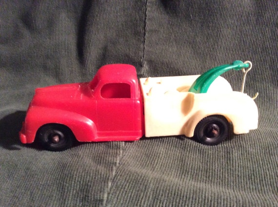 hubley tow truck