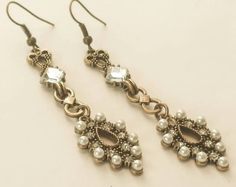 Pearl Dangle Earrings Victorian rhinestone and pearl drop earrings