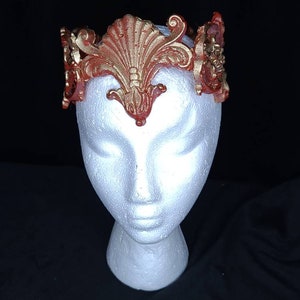 Shell crown