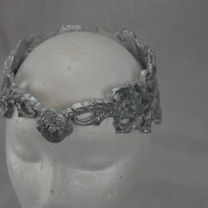 Baroque reversible crown