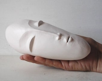Weißer Keramikkopf modernistische Kunst, 3D-Skulptur im Brancusi-Stil, Zen-Dekor und minimalistisches Kunstgeschenk für sie