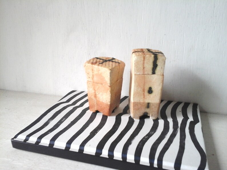 Pair Salt And Pepper Cellars Japanese Style Pottery Kitchen Image 0
