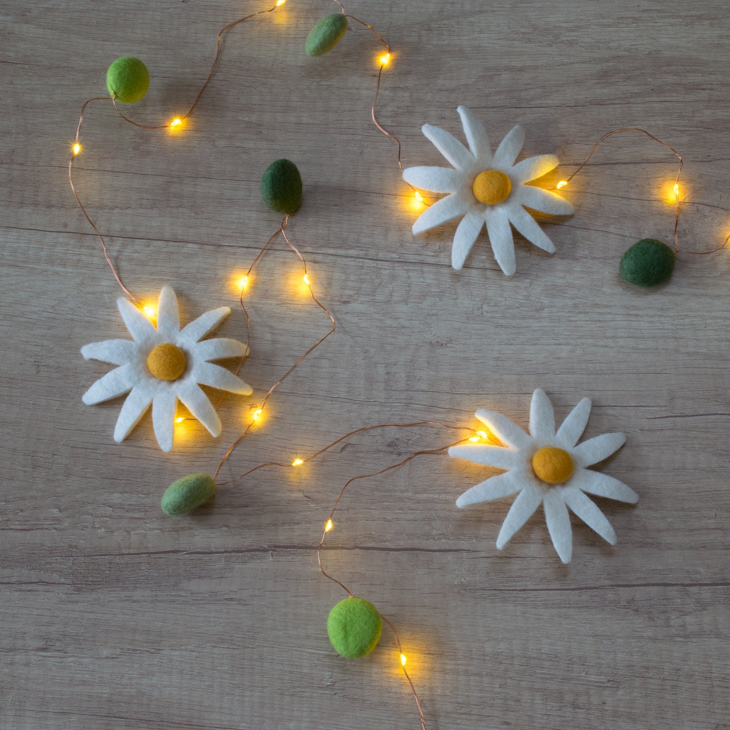 Felt daisy fairy lights garland. LED light table decoration. Etsy
