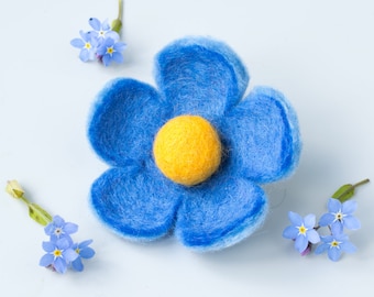 Felt Forget-Me-Not Brooch - Handmade wet felted merino wool flower brooch. Blue forget me not flower jewellery.