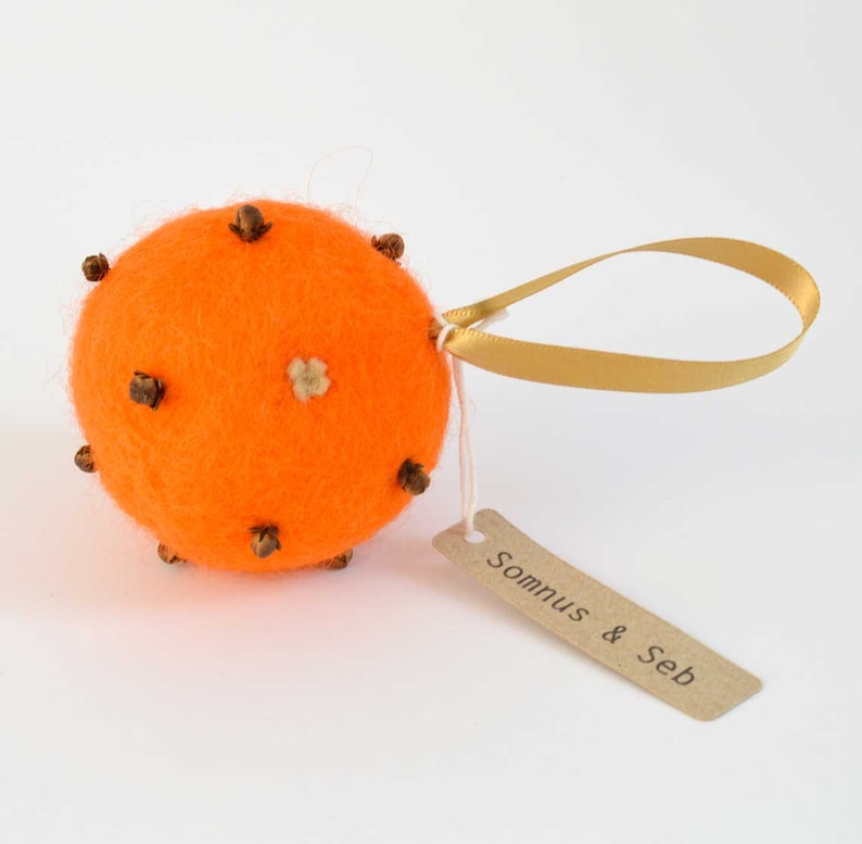 Felted clove studded orange pomander Christmas ornament Christmas tree decoration Orange scented wool felt Christmas ball bauble image 5