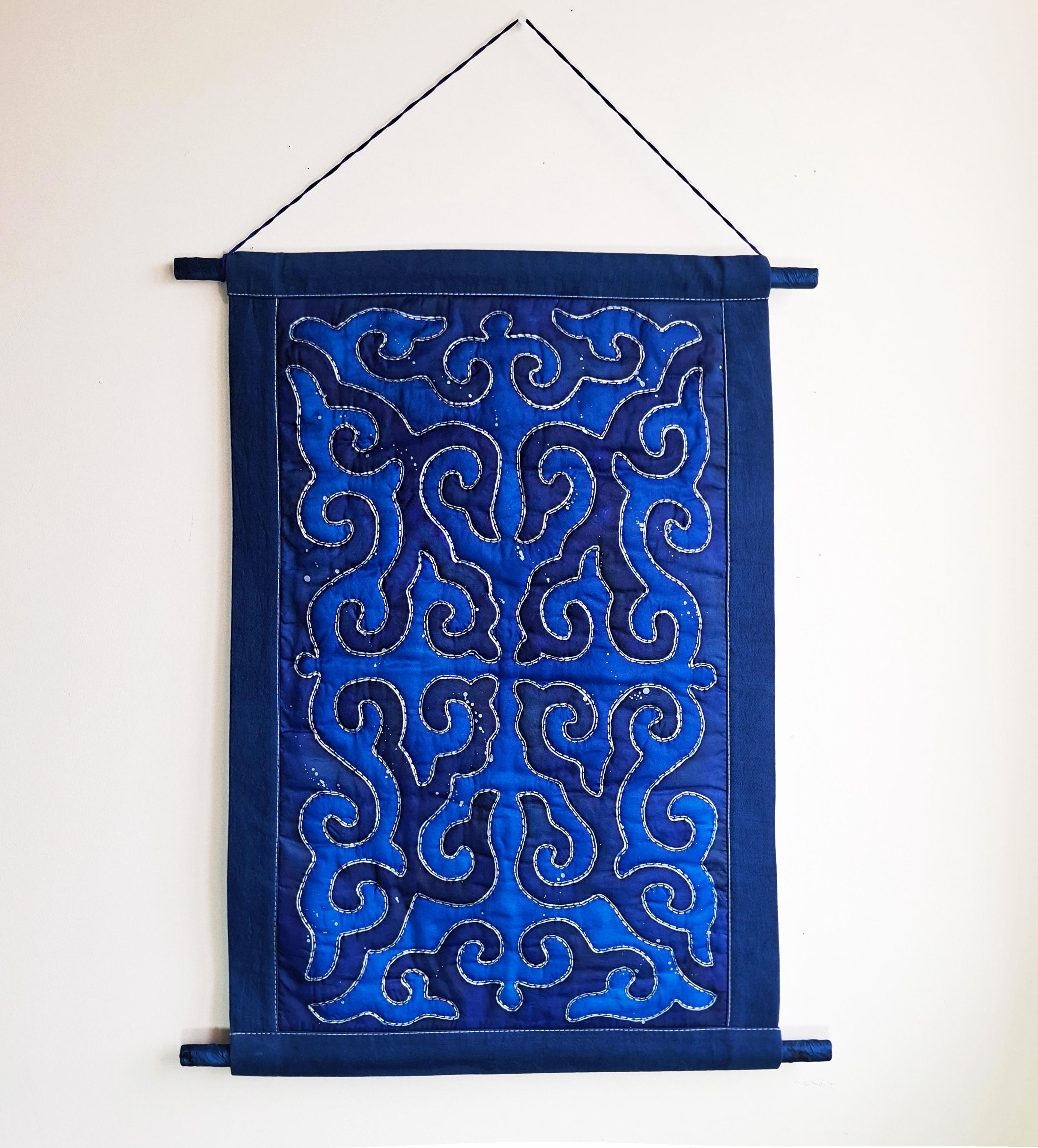 【GW特価】SHRUJAN Raw Silk Wall Hanging Blue Quilted Wall Hanging With Kyrgyz Ethnic Ornament – Shyrdak